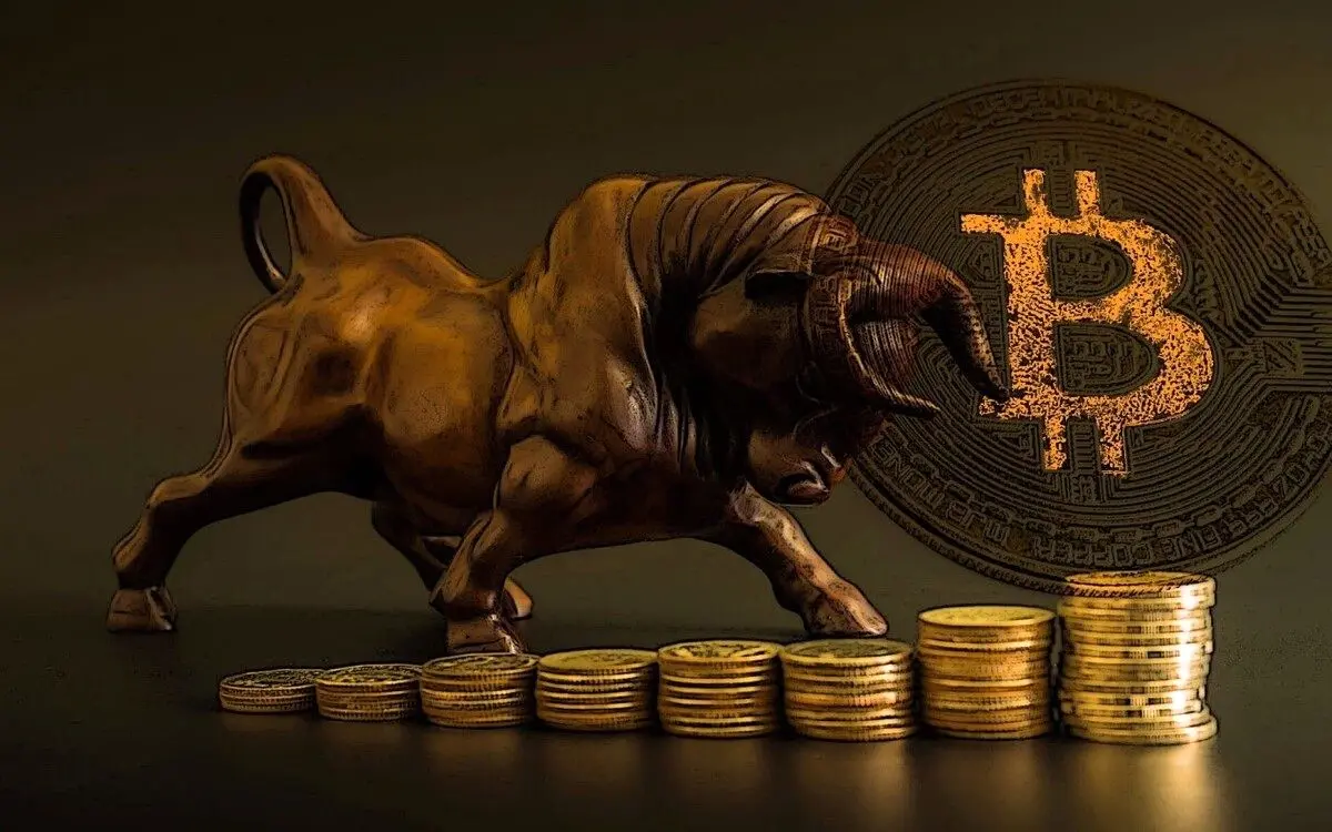 حرکت گاو‌ها برای تثبیت سود/ برگشت بیت‌کوین از بالاترین قیمت