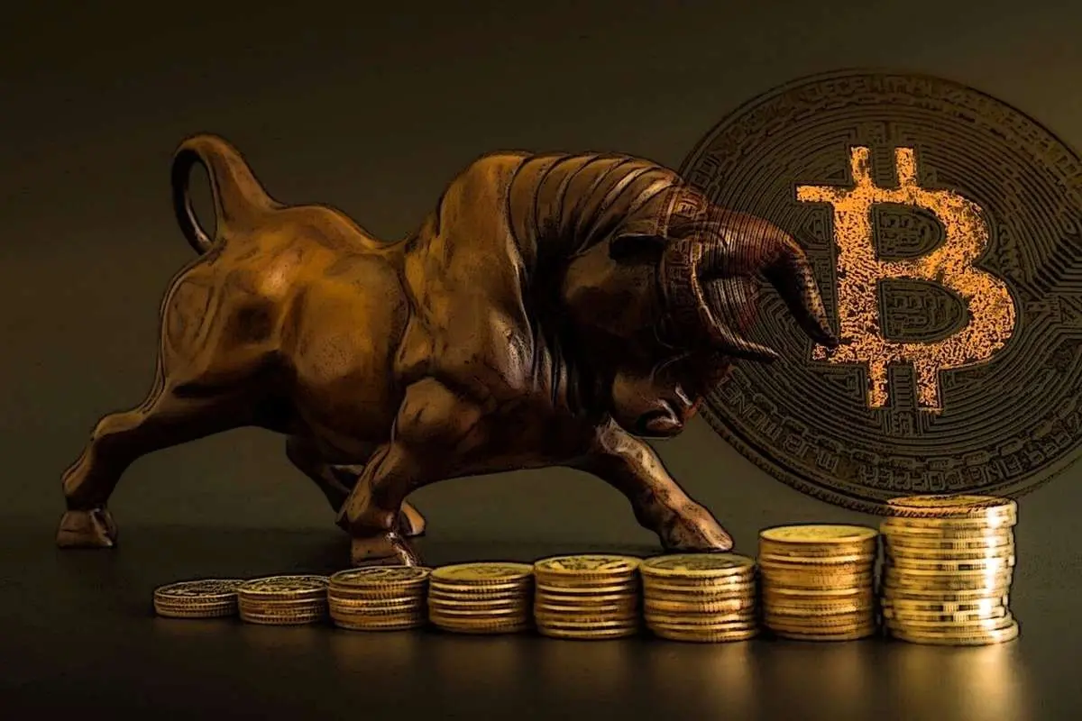 حرکت گاوها برای تثبیت سود/ برگشت بیتکوین از بالاترین قیمت