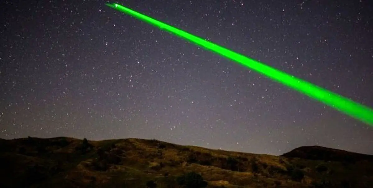 نور لیزر از مرز لبنان، صهیونیست‌ها را کلافه کرد