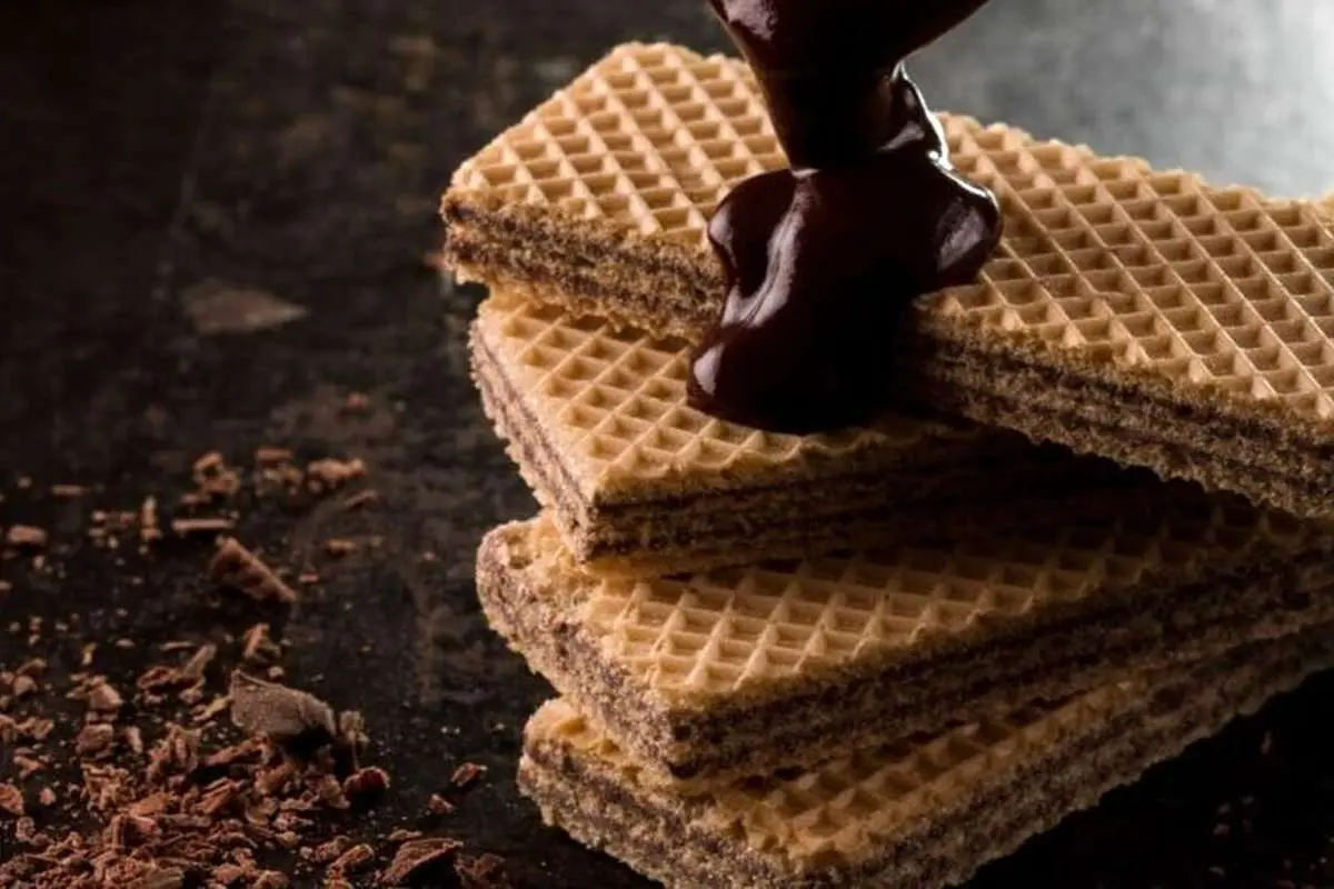 طرز تهیه ویفر شکلاتی در منزل با روشی آسان