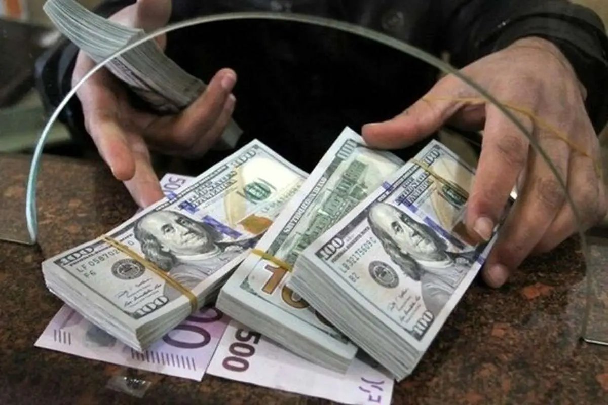 شیوه جدید اعلام نرخ روزانه ارز صرافی‌ها؛ قیمت امروز دلار ۴۲ هزار ۷۴۸ تومان