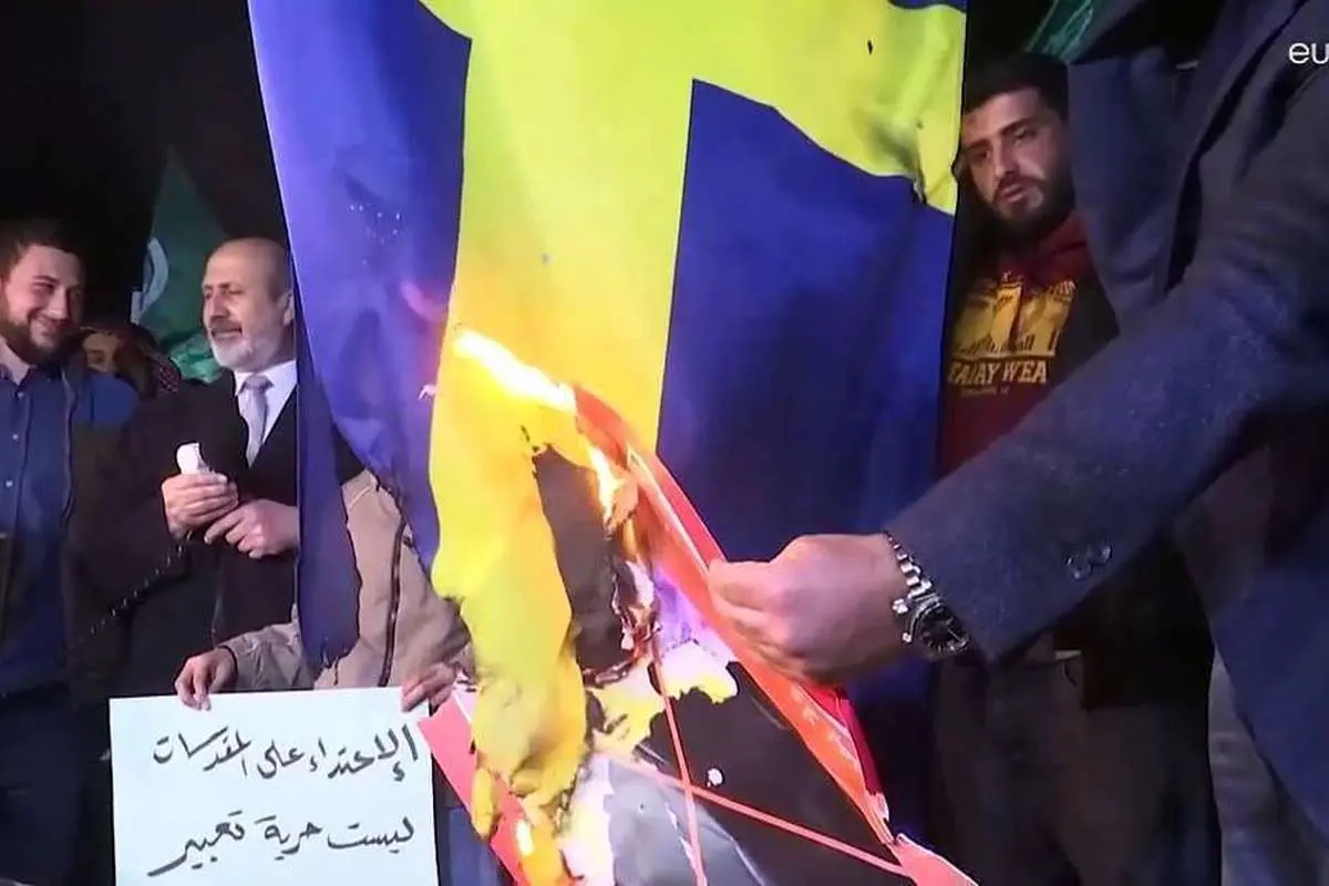 (ویدئو) خشم اردنیها از سوزاندن قرآن در سوئد