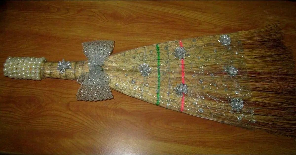 جاروبندی از مشاغل شهر ری بوده است/ اصطلاح «جاروت می‌کنم» از کجا آمده؟