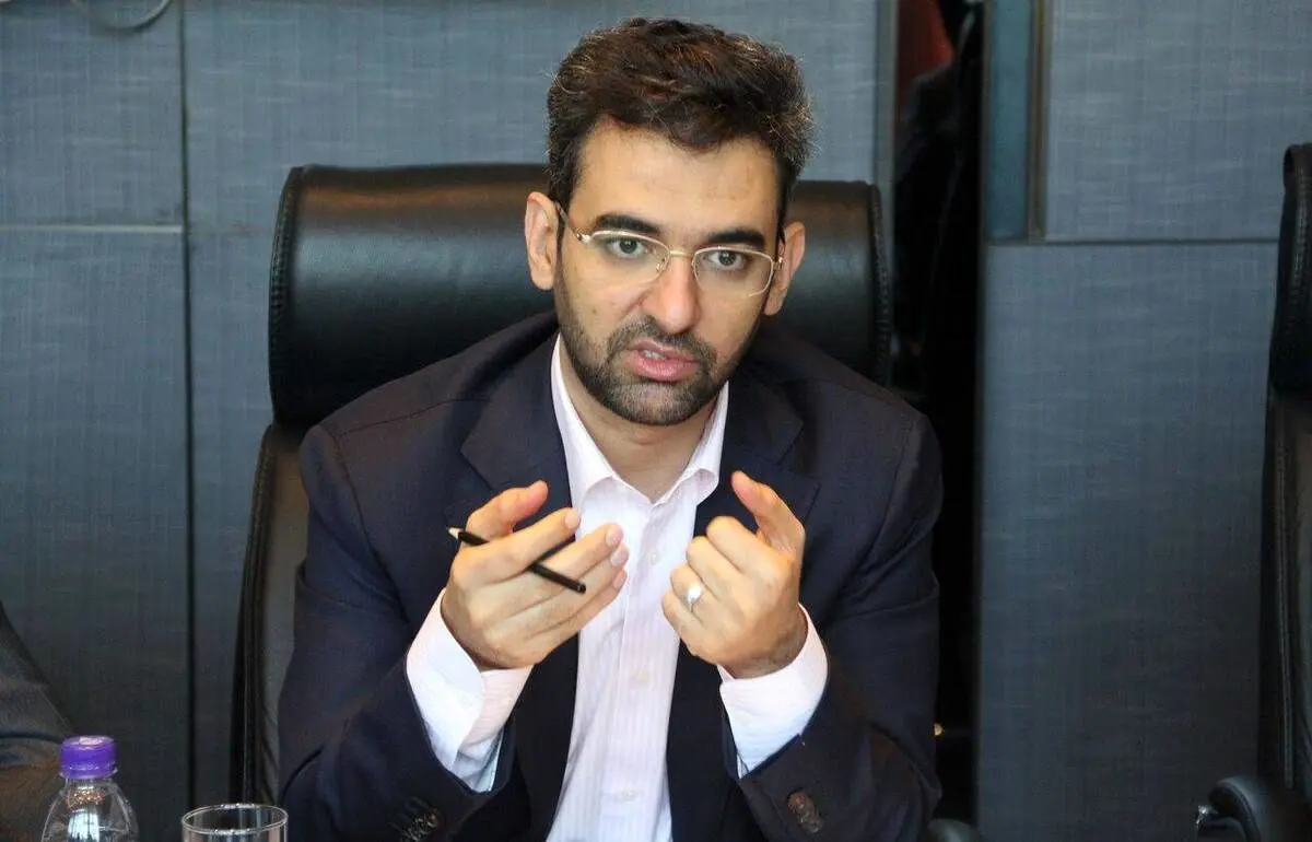 آذری جهرمی: با تهمت بر دیگران دنبال تسکین بیماری و رفع بیکاری خود هستند