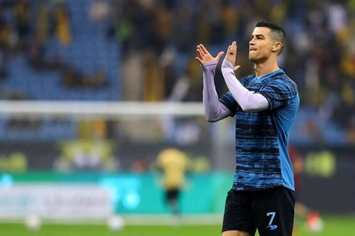 (ویدیو) رستوران گردی کریستیانو رونالدو در ریاض با بادیگاردهای خاص