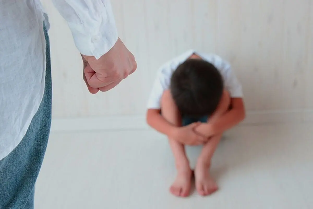 بچه‌ها را کتک بزنیم؟