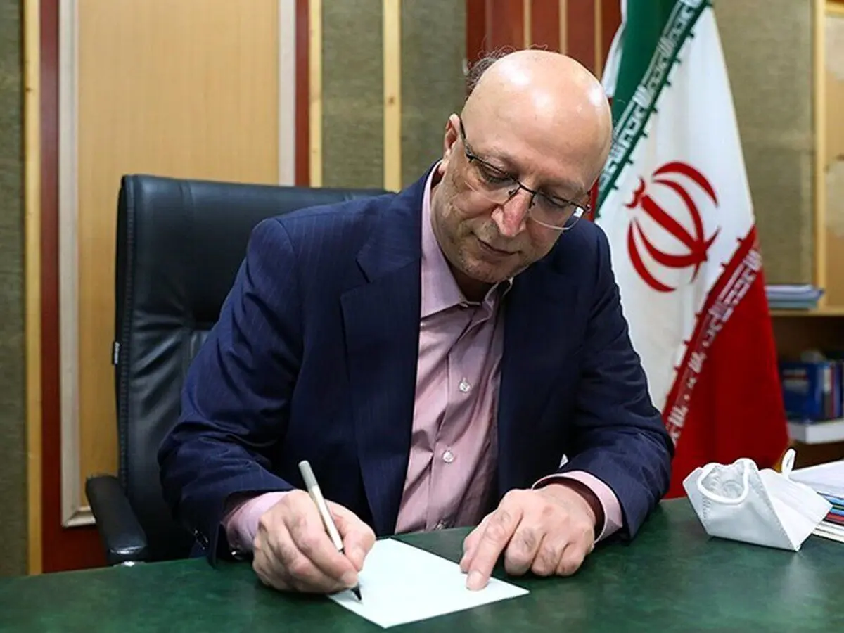 وزیر علوم عذرخواهی کرد