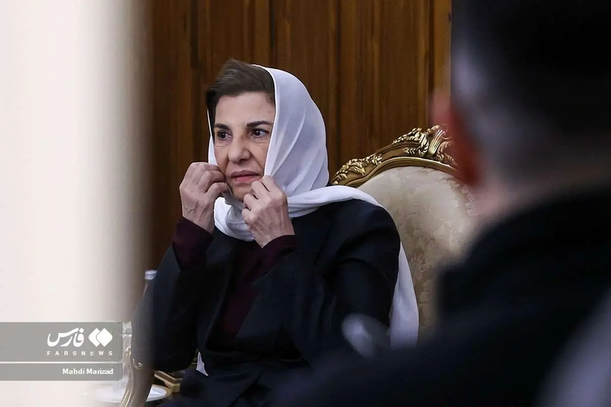 (تصاویر) حجاب مشاور بشار اسد در دیدار امیرعبداللهیان
