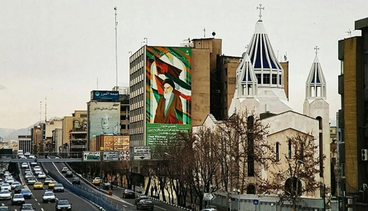 تنها خیابان تهران که به نام یک پادشاه است