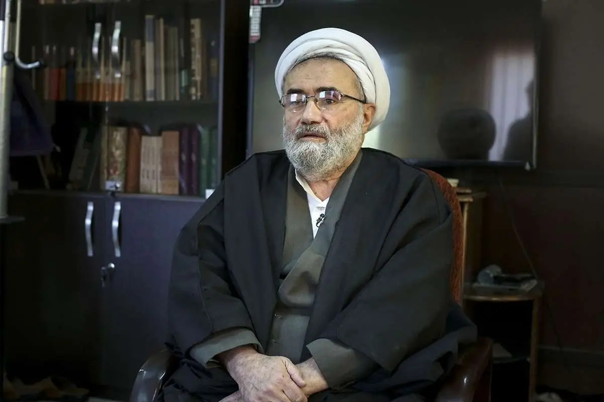 انتقاد مسیح مهاجری از بودجه حوزه ها؛ وقتی مردم در فقر دست و پا میزنند، حوزههای...