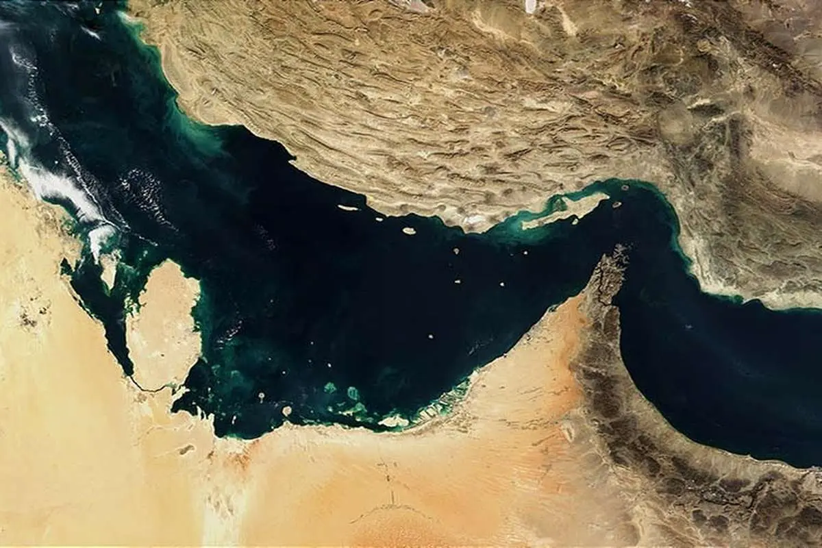 «تنگه هرمز»؛ آیا مسئله این است: بستن یا نبستن؟!