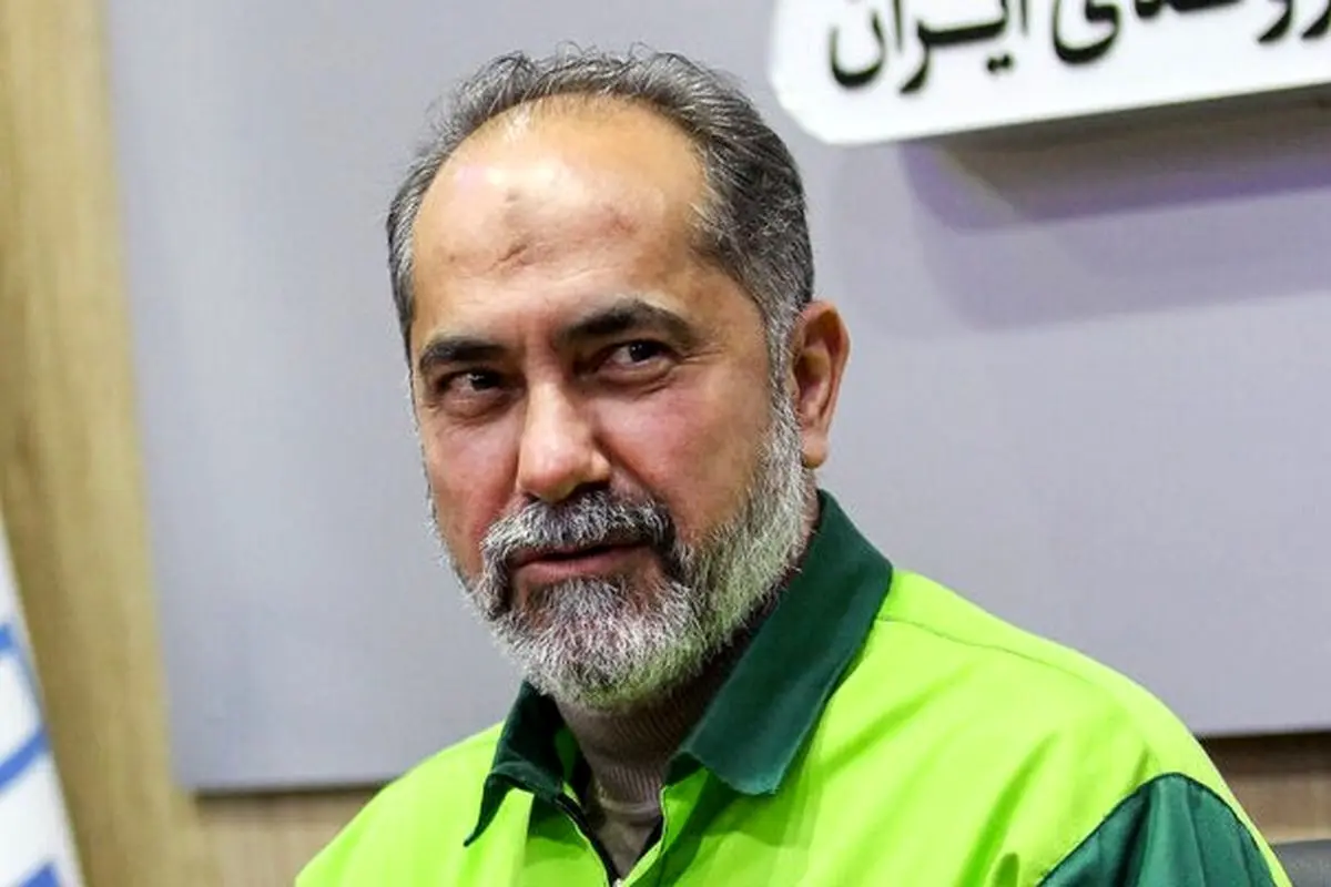 سرقت شبانه درختان در اصفهان / حذف چمن‌های پرمصرف و جایگزینی درختان چنار