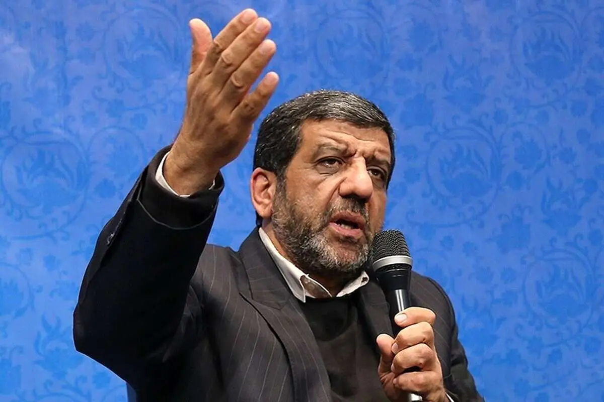 حمله روزنامه همشهری به ضرغامی؛ راه نزدیک شدن به مردم پشت سر آنها حرکت کردن نیست
