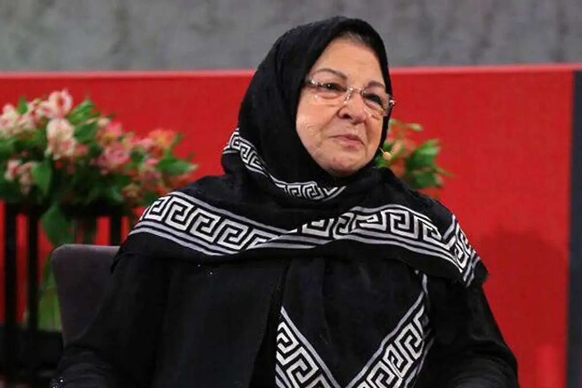 آزیتا لاچینی: حالم خوب نیست، بگویید برایم دعا کنند