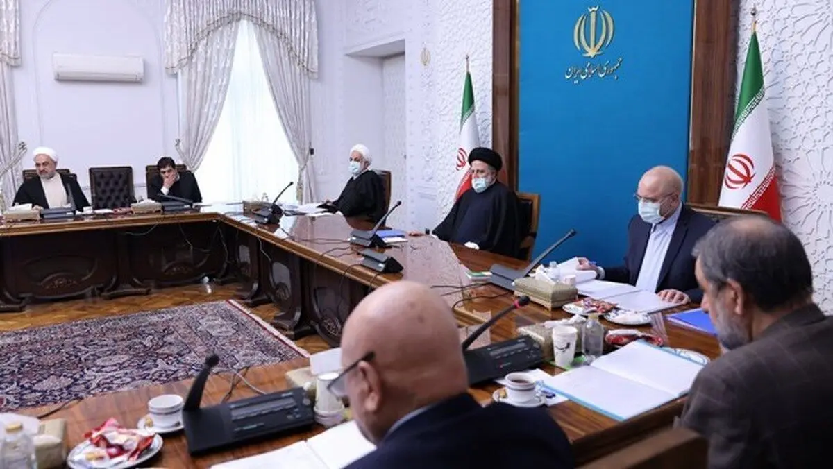 رهبری دستور داده‌اند بر هیات واگذاری اموال دولتی نظارت شود، اما سران قوا به آن‌ها مصونیت داده‌اند