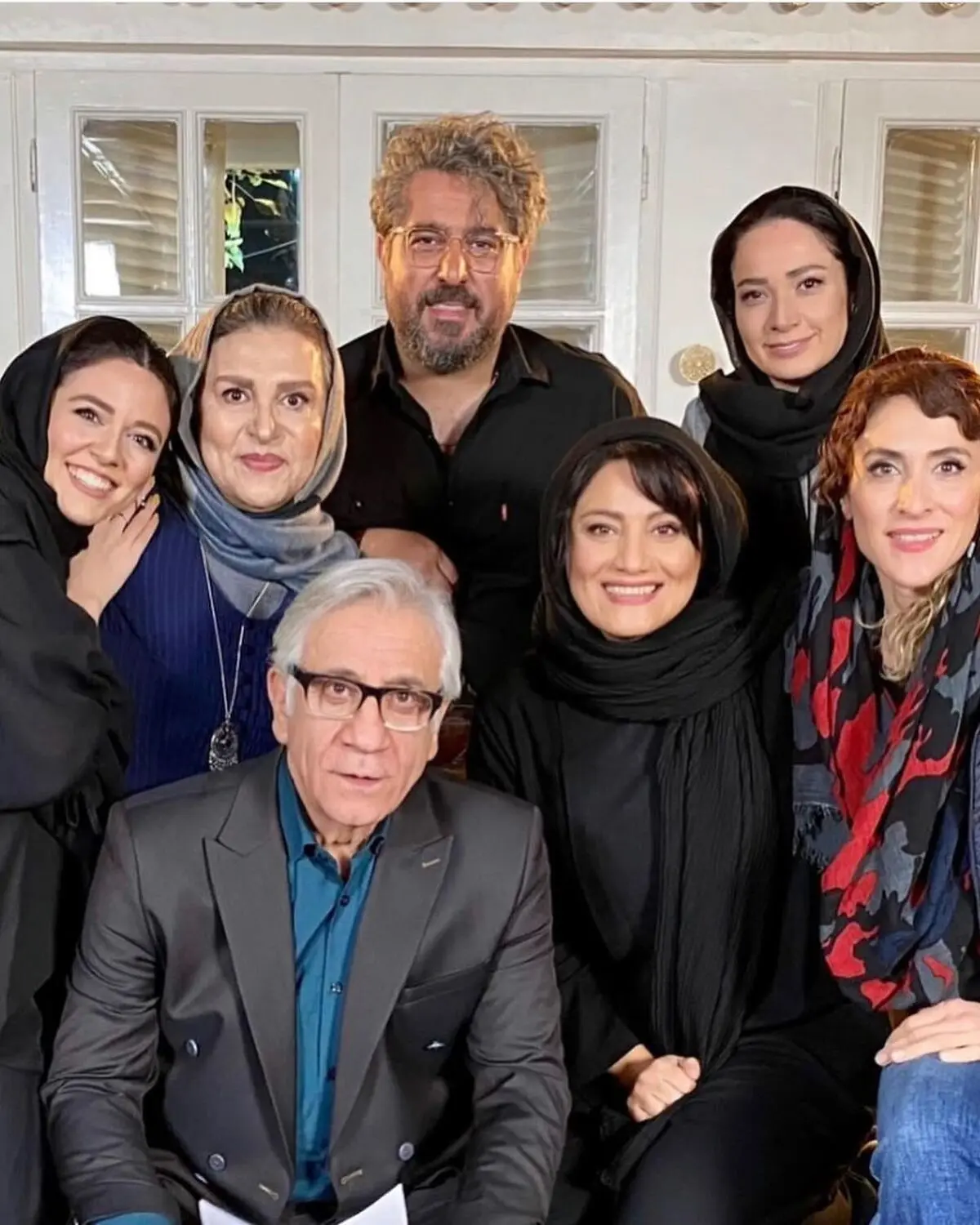 تصاویری جذاب از پشت صحنه سریال بی‌گناه