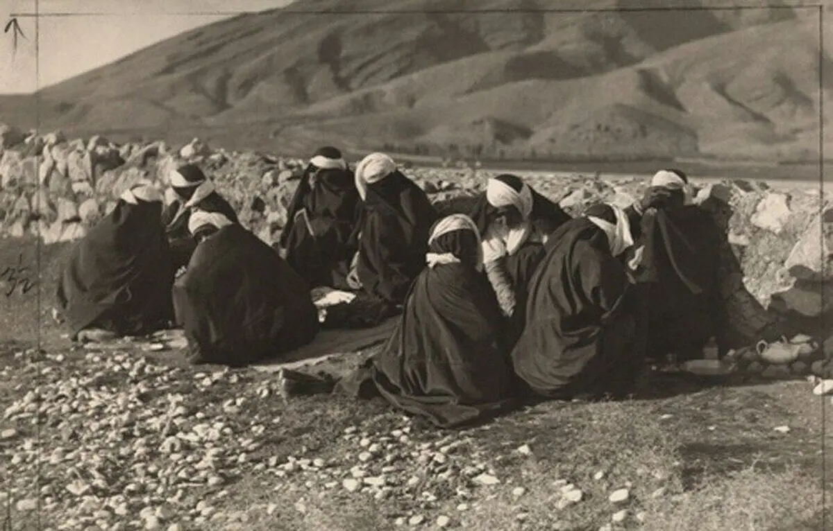 (تصویر) «تی‌پارتی» زنان قاجار