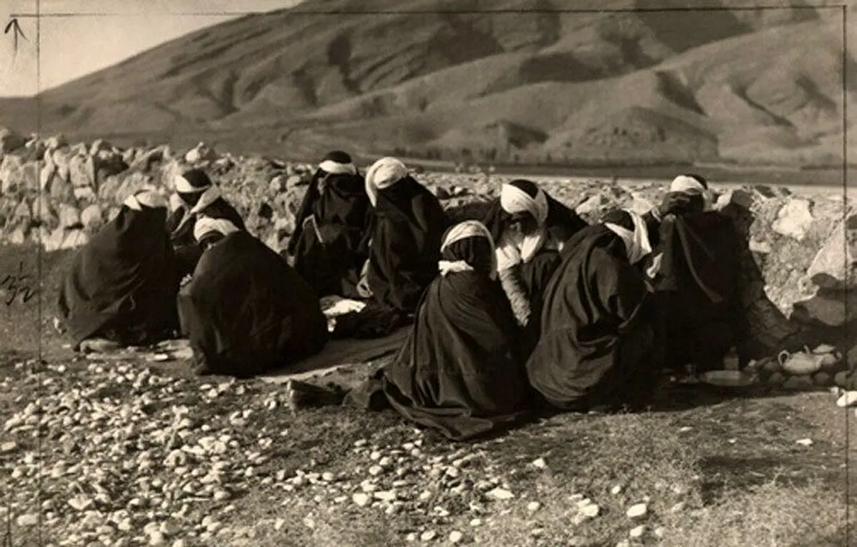 (تصویر) «تی‌پارتی» زنان قاجار