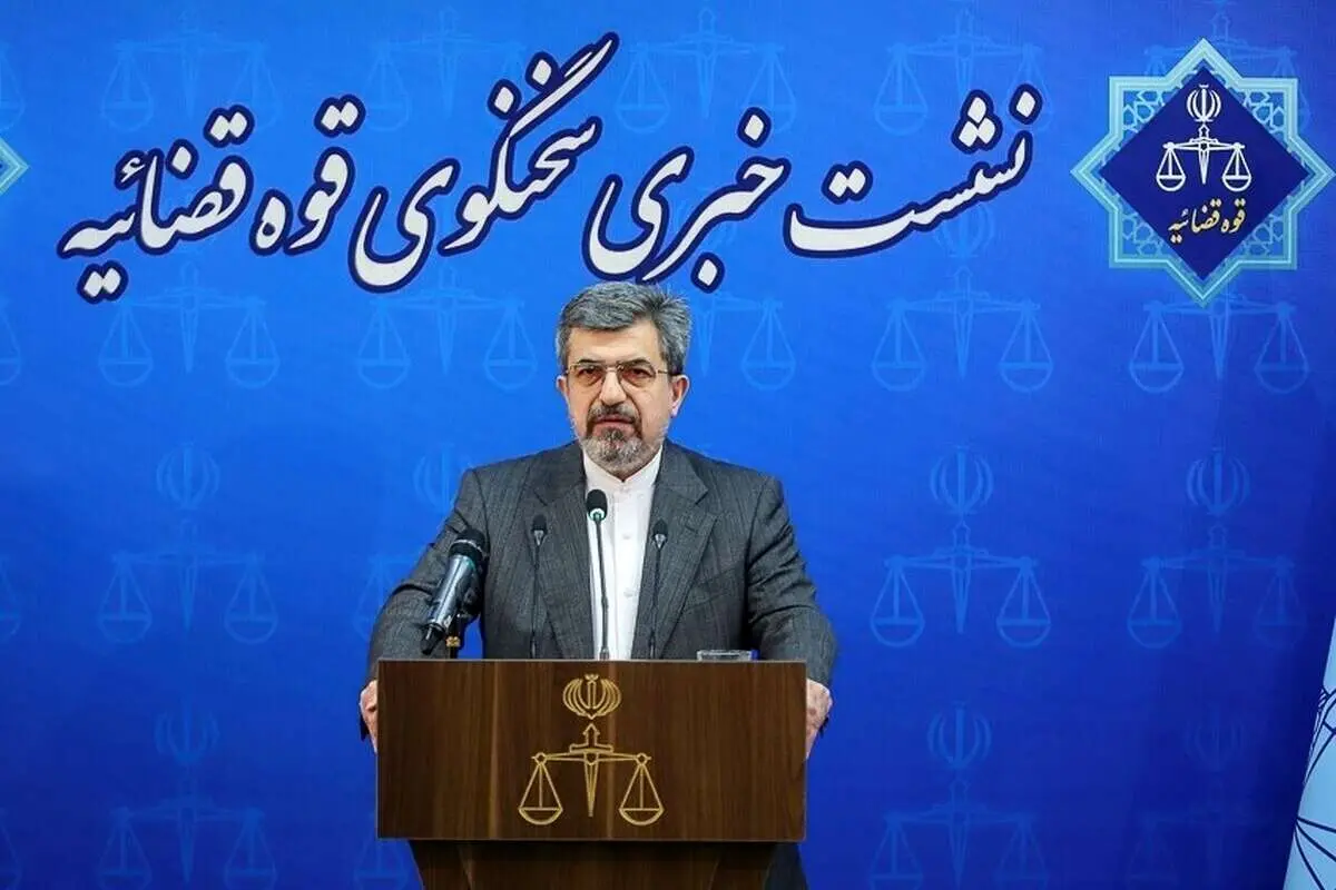 سخنگوی قوه قضائیه: بابک زنجانی همچنان در زندان است/ تکذیب بازداشت وزیر دولت روحانی در پرونده اکبری