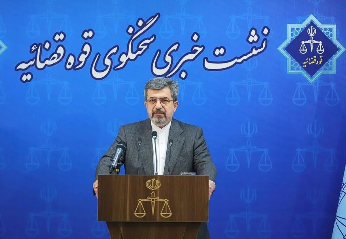 سخنگوی قوه قضائیه: بابک زنجانی همچنان در زندان است/ تکذیب بازداشت وزیر دولت روحانی در پرونده اکبری