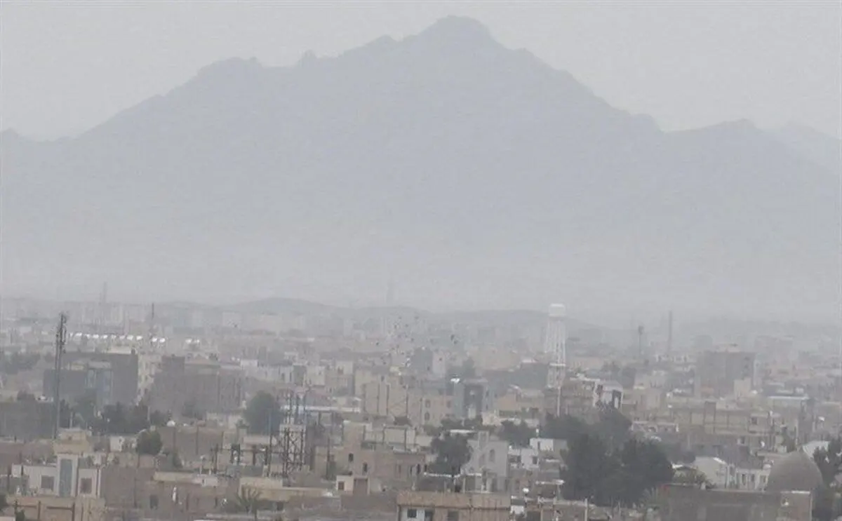 طوفان مدارس شیفت عصرمقطع ابتدایی زاهدان و نصرت آباد را تعطیل کرد