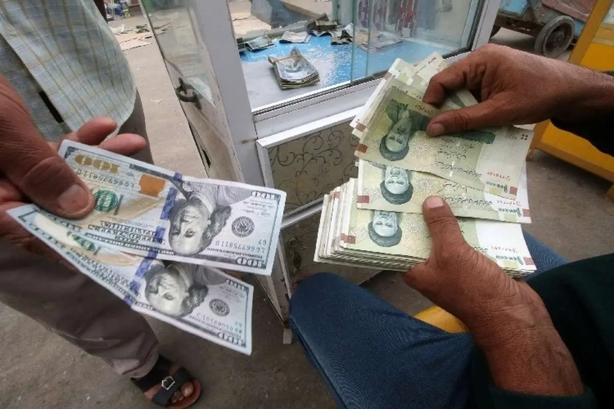 نرخ ارز، دلار، سکه، طلا و یورو چهارشنبه ۱۲ بهمن ۱۴۰۱