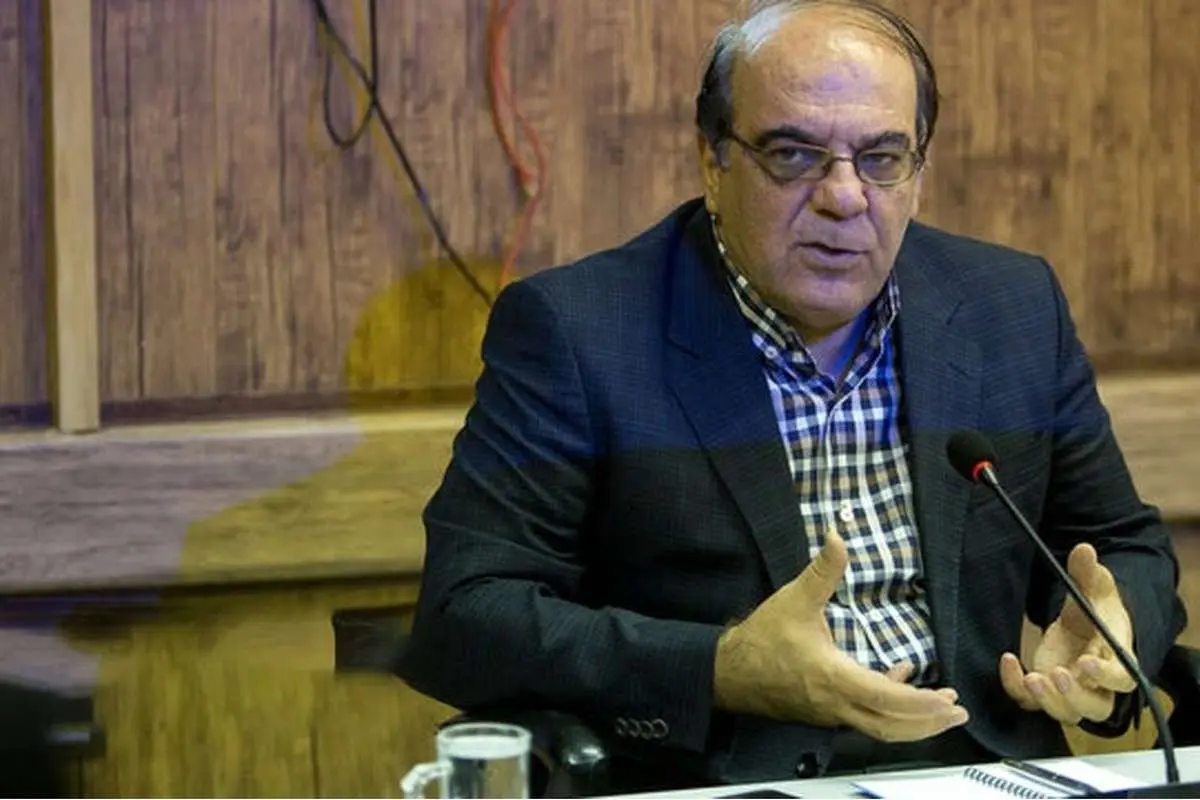 عباس عبدی: اعتراضات ریشه در داخل کشور دارد