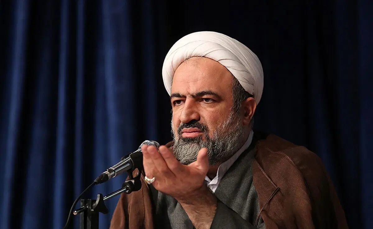 رسایی: برخی عناصر داخلی به نظام «خیانت» کردند