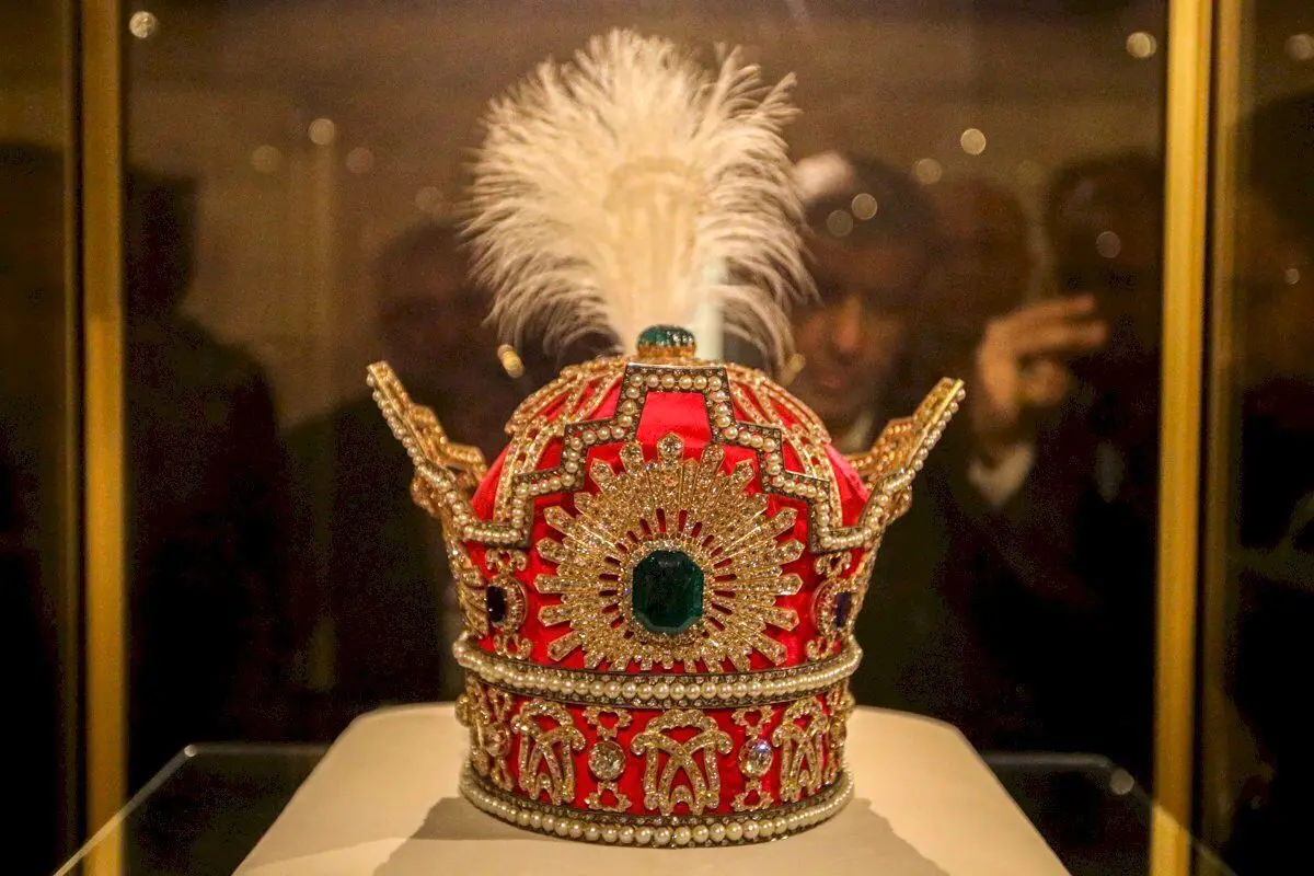 جواهرات سلطنتی؛ از صفوی تا پهلوی