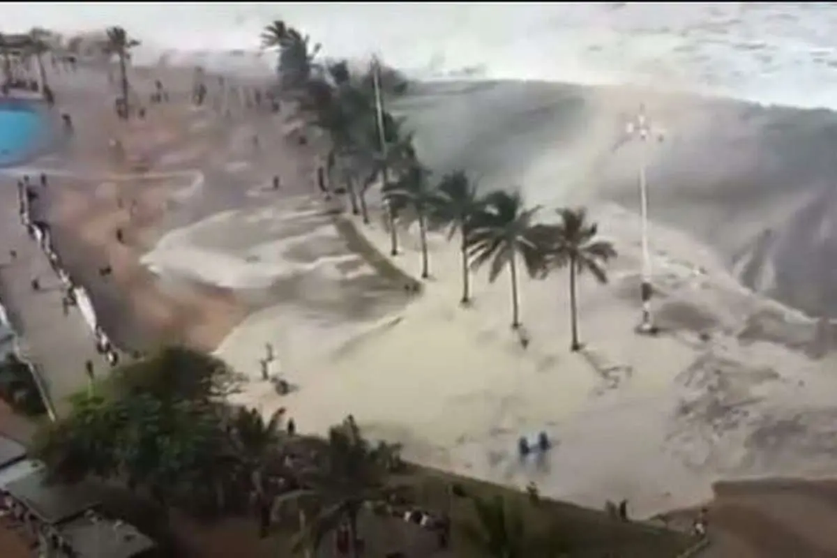 (ویدئو) موج‌های مهیب در سواحل ترکیه پس از وقوع زمین لرزه