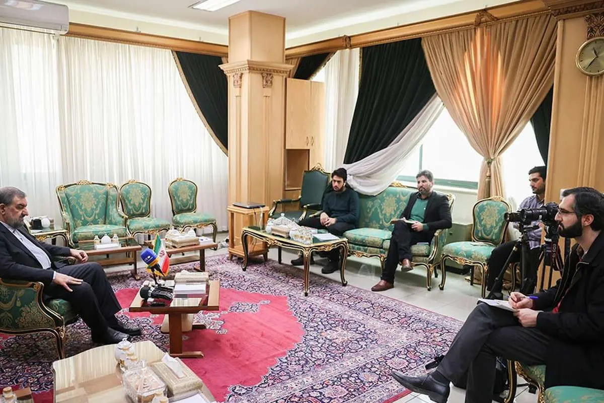 محسن رضایی: بارها «اشک رهبری» برای یتیمان و محرومان را دیدهام