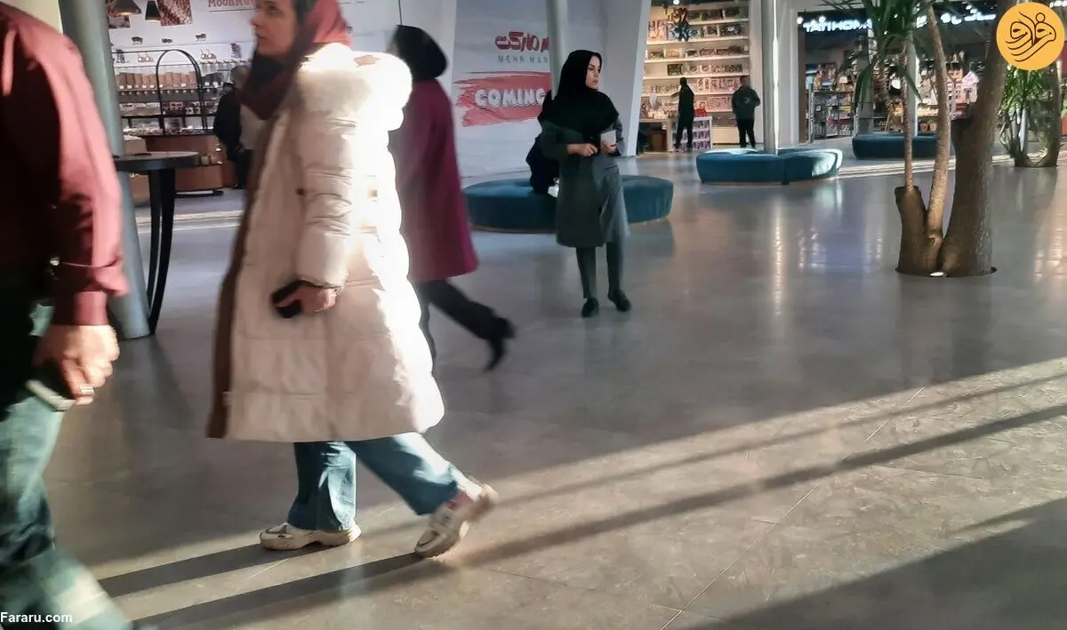 (عکس) تذکر متفاوت حجاب در مجتمع مهر و ماه قم