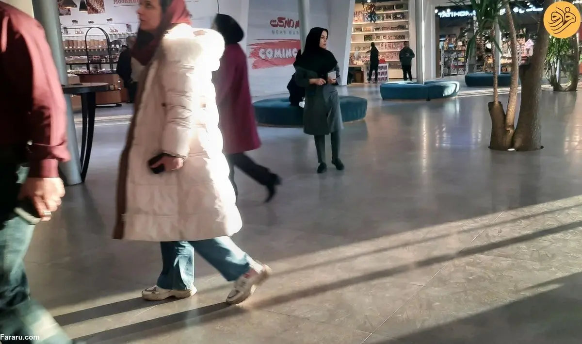 (عکس) تذکر متفاوت حجاب در مجتمع مهر و ماه قم