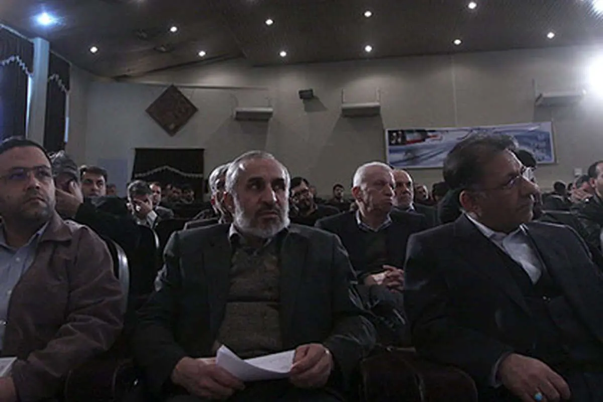 عکس> داوود احمدی نژاد در همایش پدافند غیر عامل