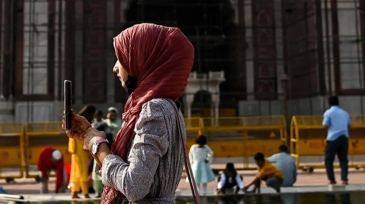 سرکوب و ترس: زندگی به عنوان یک مسلمان محجبه در هند مودی چگونه است؟