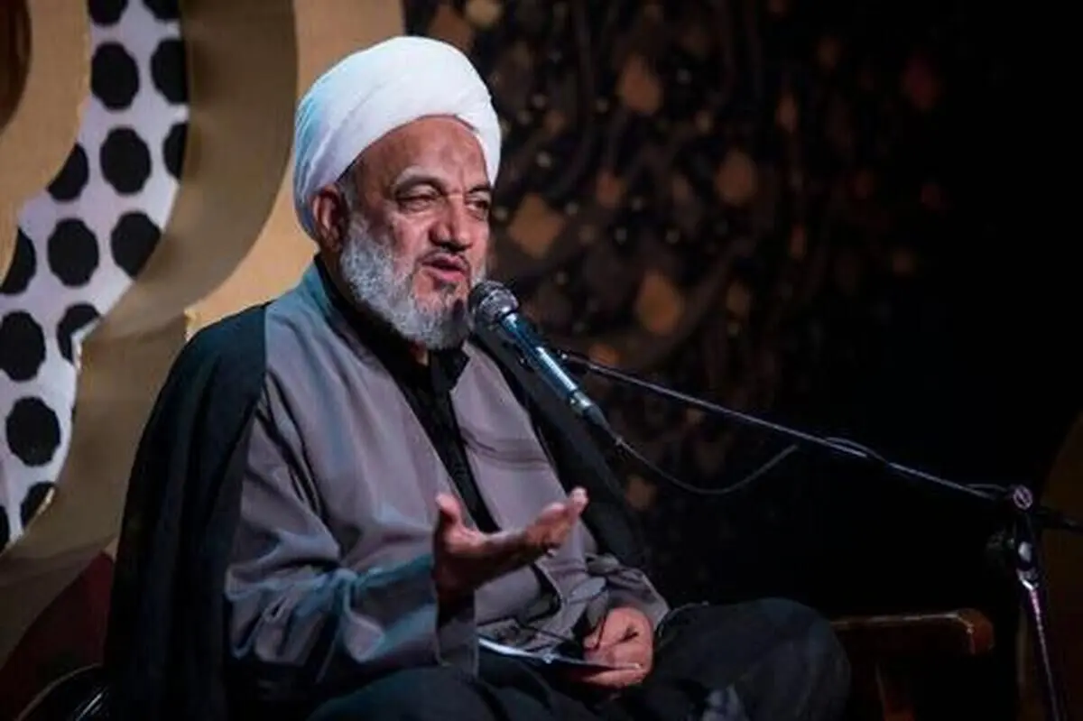 آقاتهرانی:  یک دهه فضای مجازی را به طاغوت سپردیم