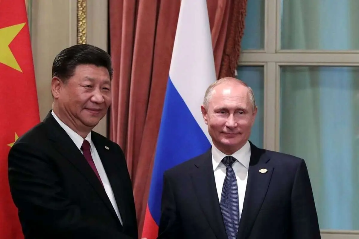 «شی» ترمز پوتین را کشید
