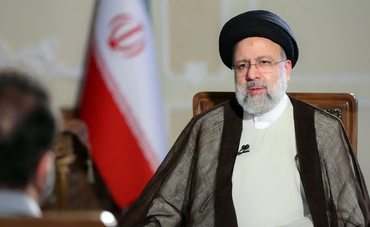 دولت با مرغی که در آسمان است، غذا پخته!