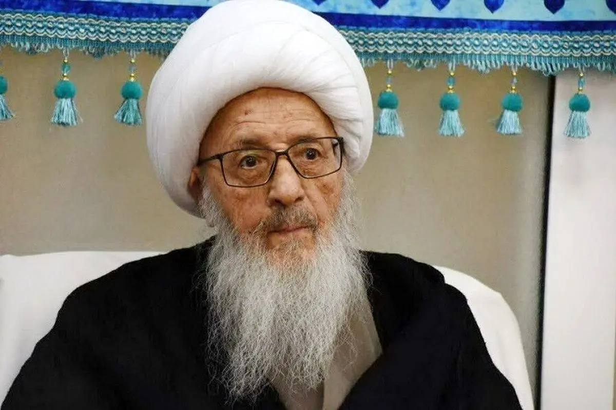 آیت‌الله وحید‌خراسانی: صرف یک سوم از سهم امام برای زلزله زدگان خوی مجاز است