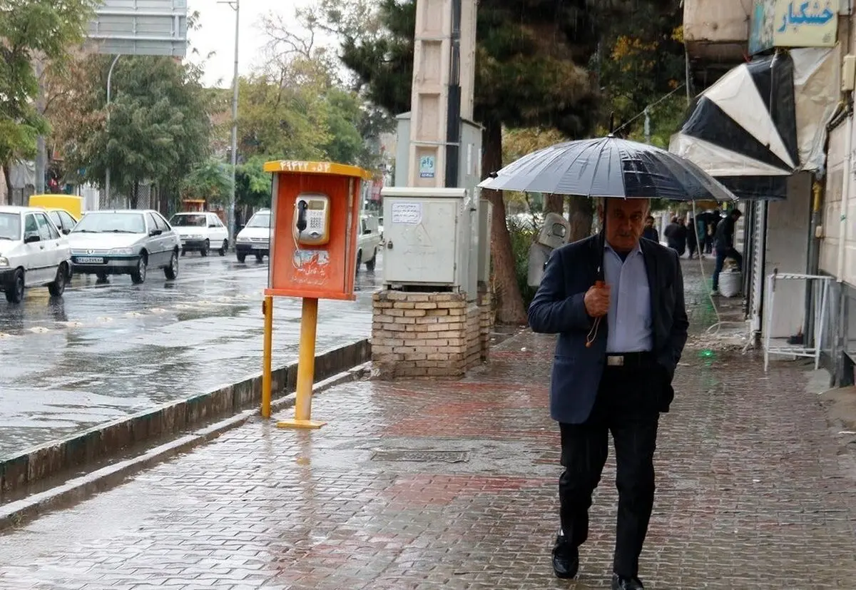 بارش برف و باران در نقاط مختلف کشور؛ خیزش گردوخاک در ۴ استان