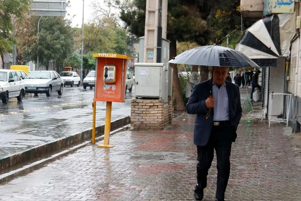 بارش برف و باران در نقاط مختلف کشور؛ خیزش گردوخاک در ۴ استان