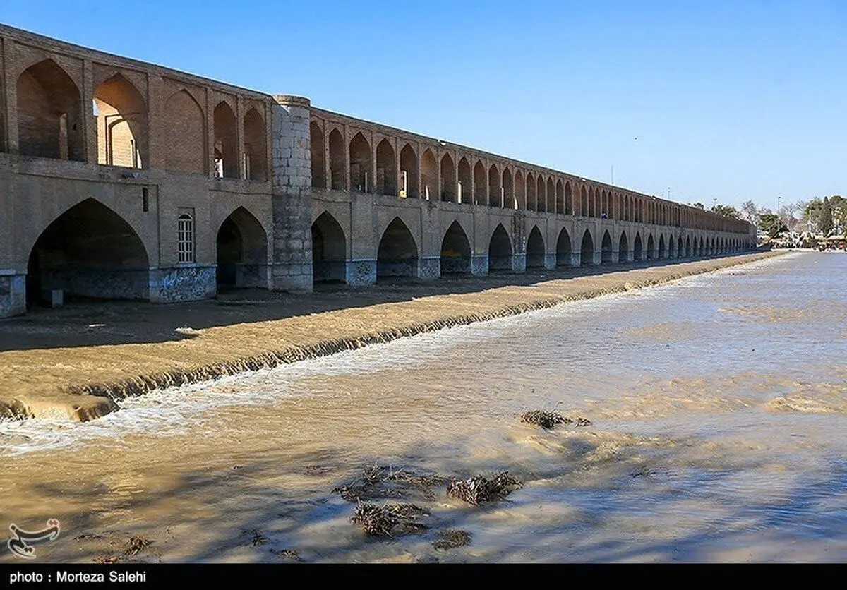 (تصاویر) جاری شدن آب در زاینده رود