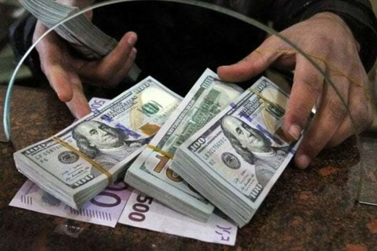 هر مسافر چقدر ارز میتواند بخرد؟