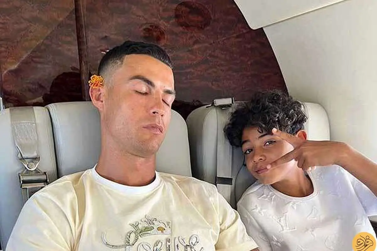 (عکس) رونمایی از سیکس‌پک رونالدو و پسرش در یک قاب