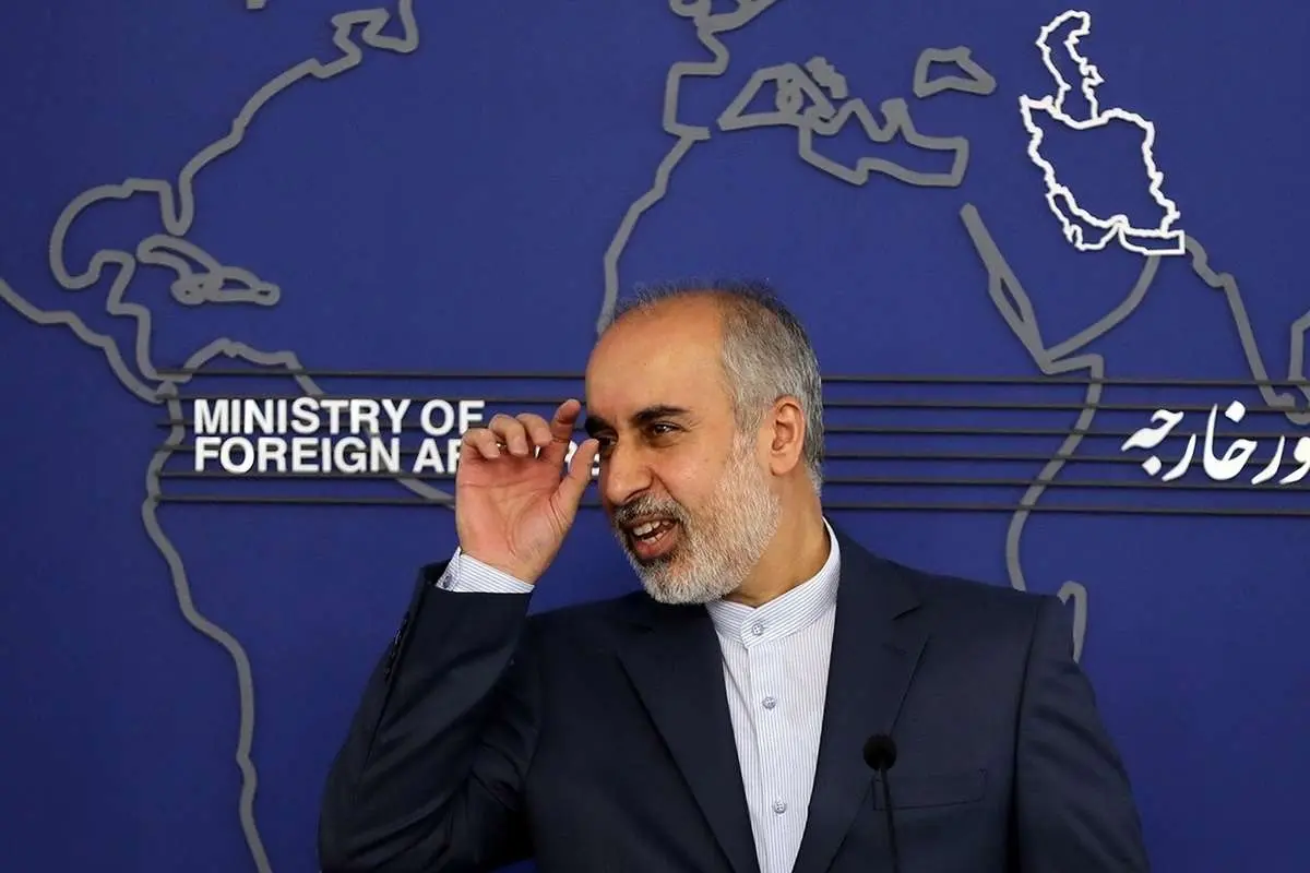 واکنش کنعانی به حضور «پرویز ثابتی»؛ رئیس ساواک در تجمع آمریکا