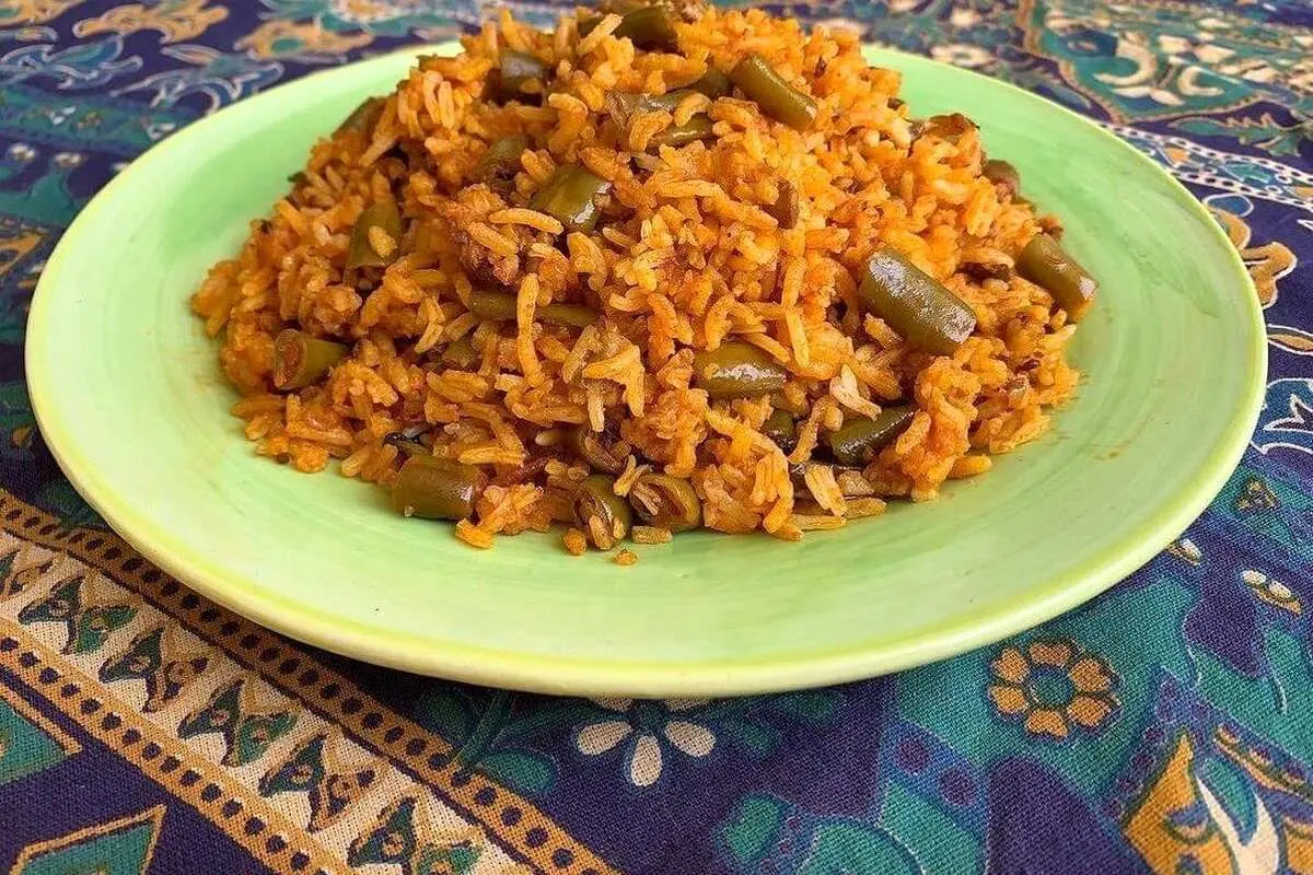 طرز تهیه لوبیا پلوی گیاهی بدون گوشت