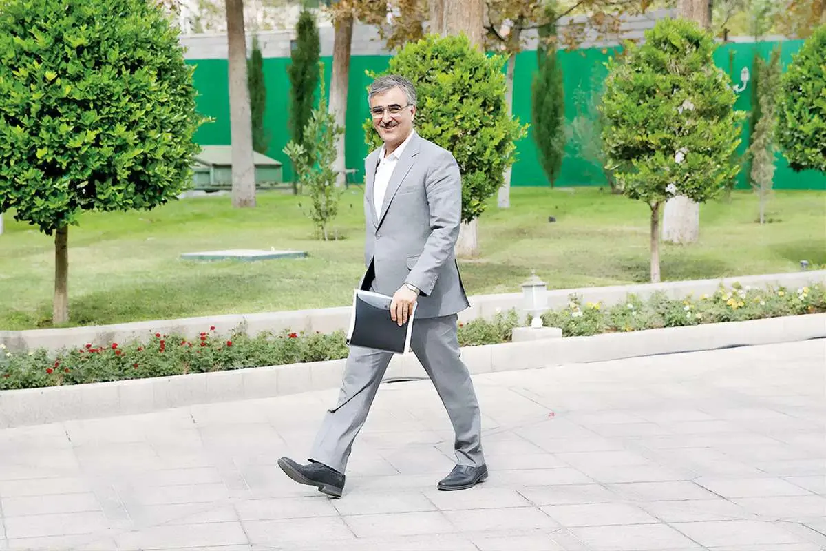 روزی ۳/۲ هزارمیلیارد تـومان محصول ارزپاشی