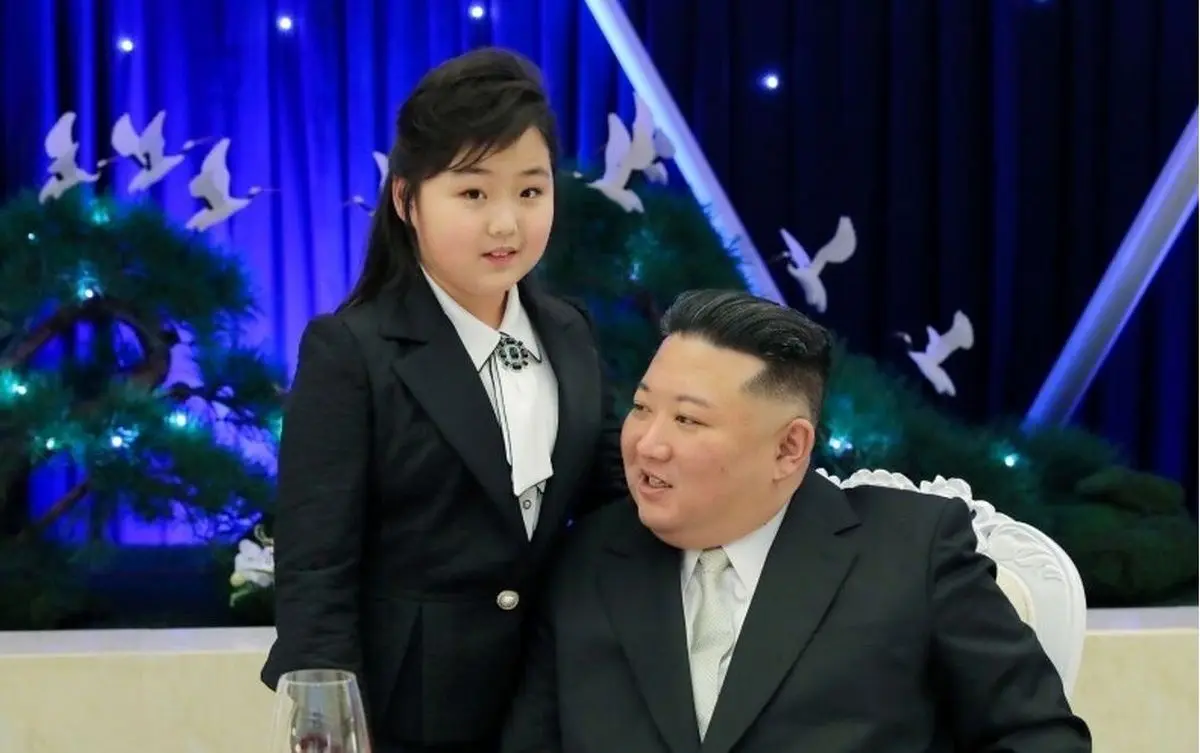 رونمایی از تمبری جدید در کره‌شمالی با تصویر دختر کیم‌جونگ‌اون