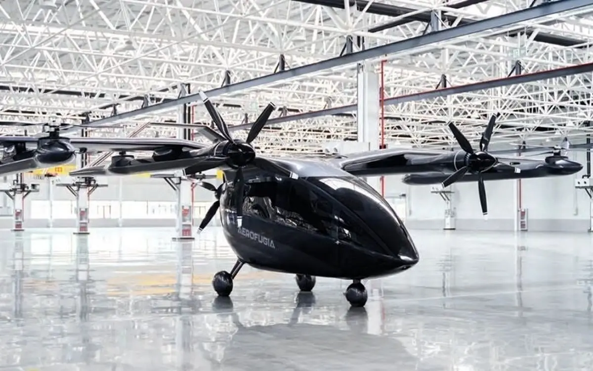 (تصاویر) پرواز بزرگ‌ترین پرنده عمود پرواز چین