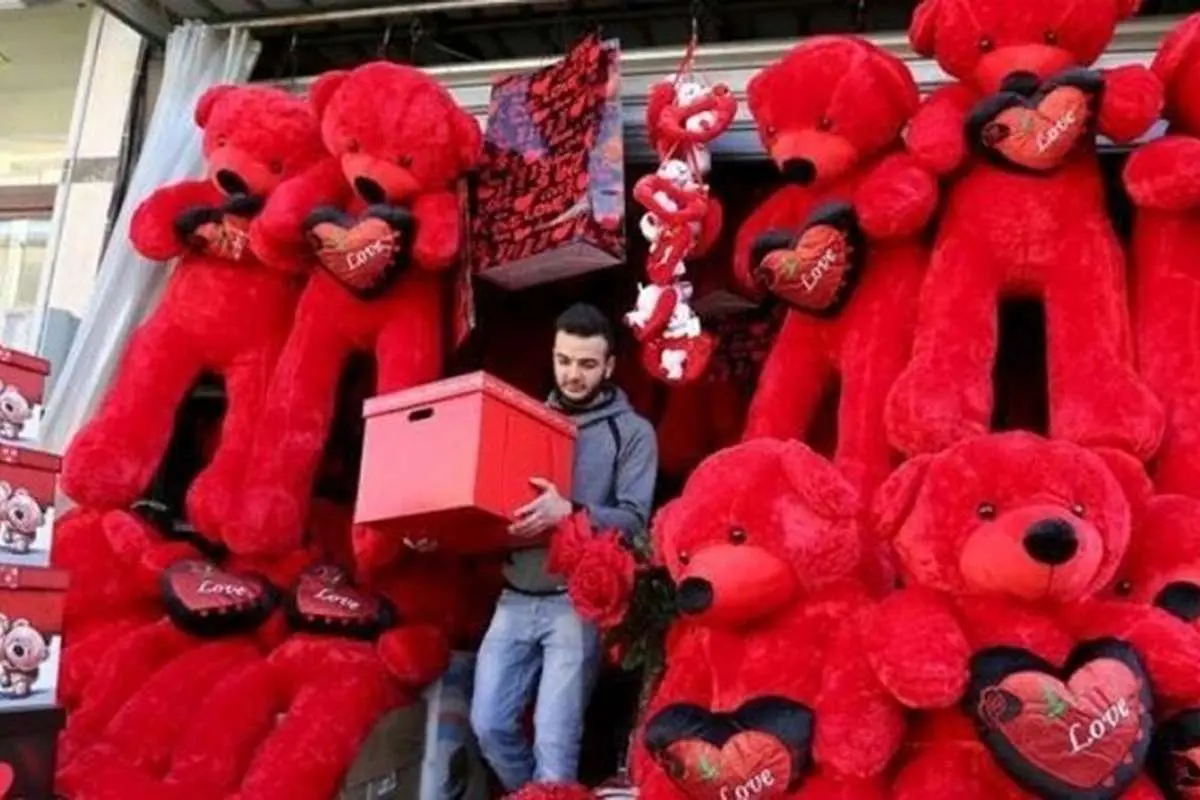 انتقاد شدید از برگزاری روز «ولنتاین» در ایران